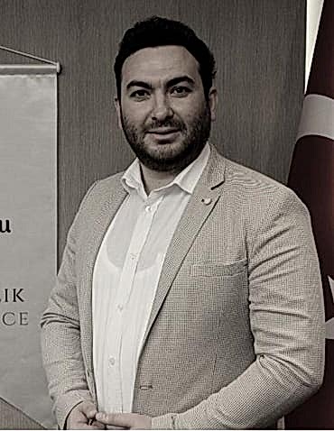 Avukat Emrecan Gemez